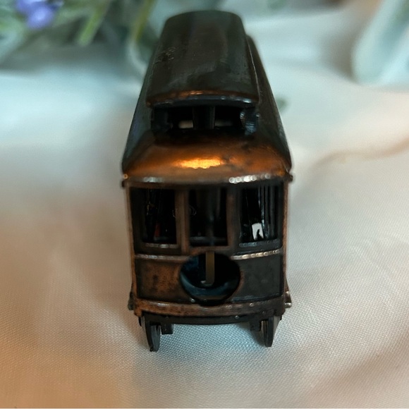Pencil sharpener San Francisco mini Trolley Die Cast Metal Collectible with box - Picture 6 of 7